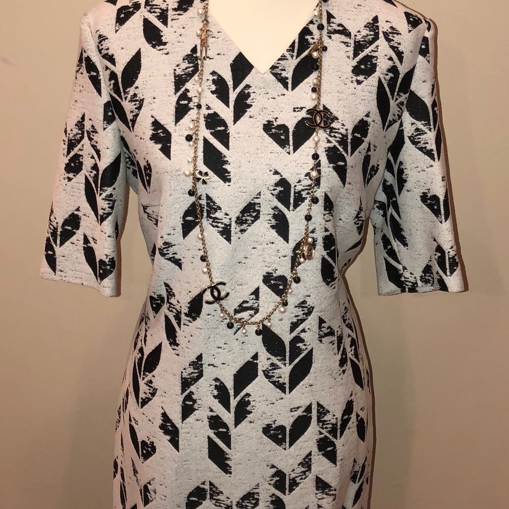 Hugo Boss Dress - Picture 5 of 7